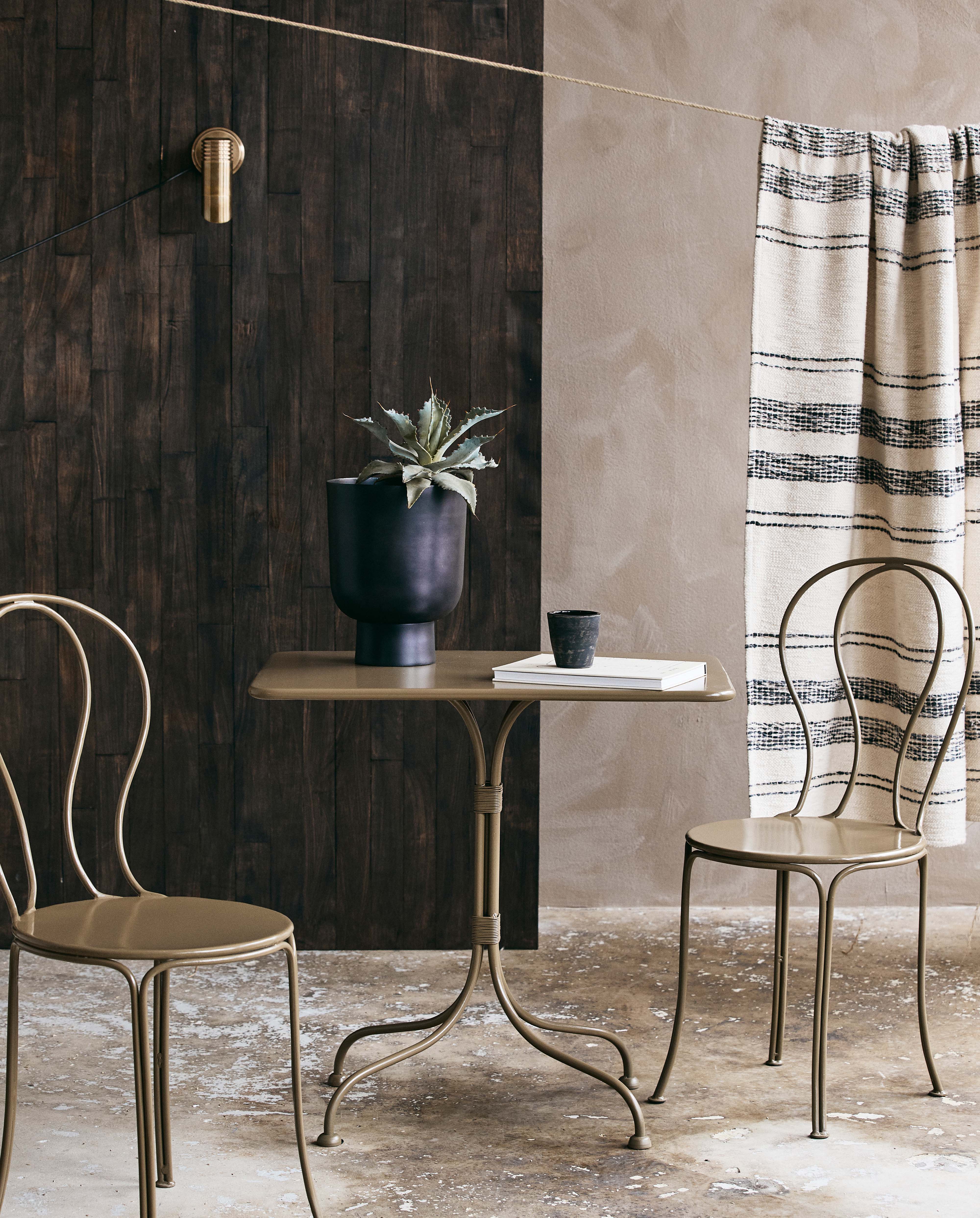 OLIVO Trädgårdsstol / Grön – Klassisk Skönhet för Uteplatsen