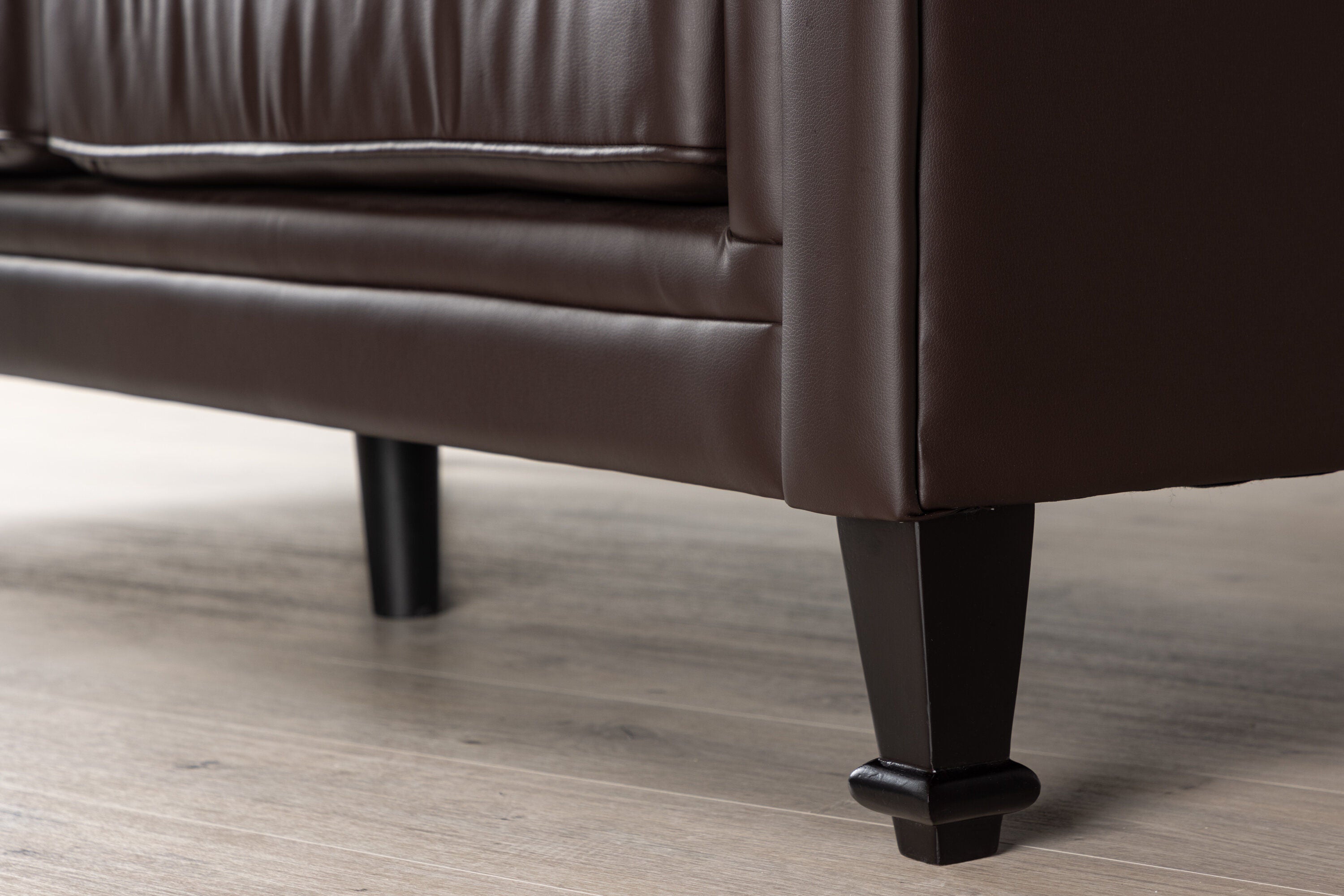 Ätran Soffa 2-3 Sits – Mörkbrun PU Skinn, Klassisk Design