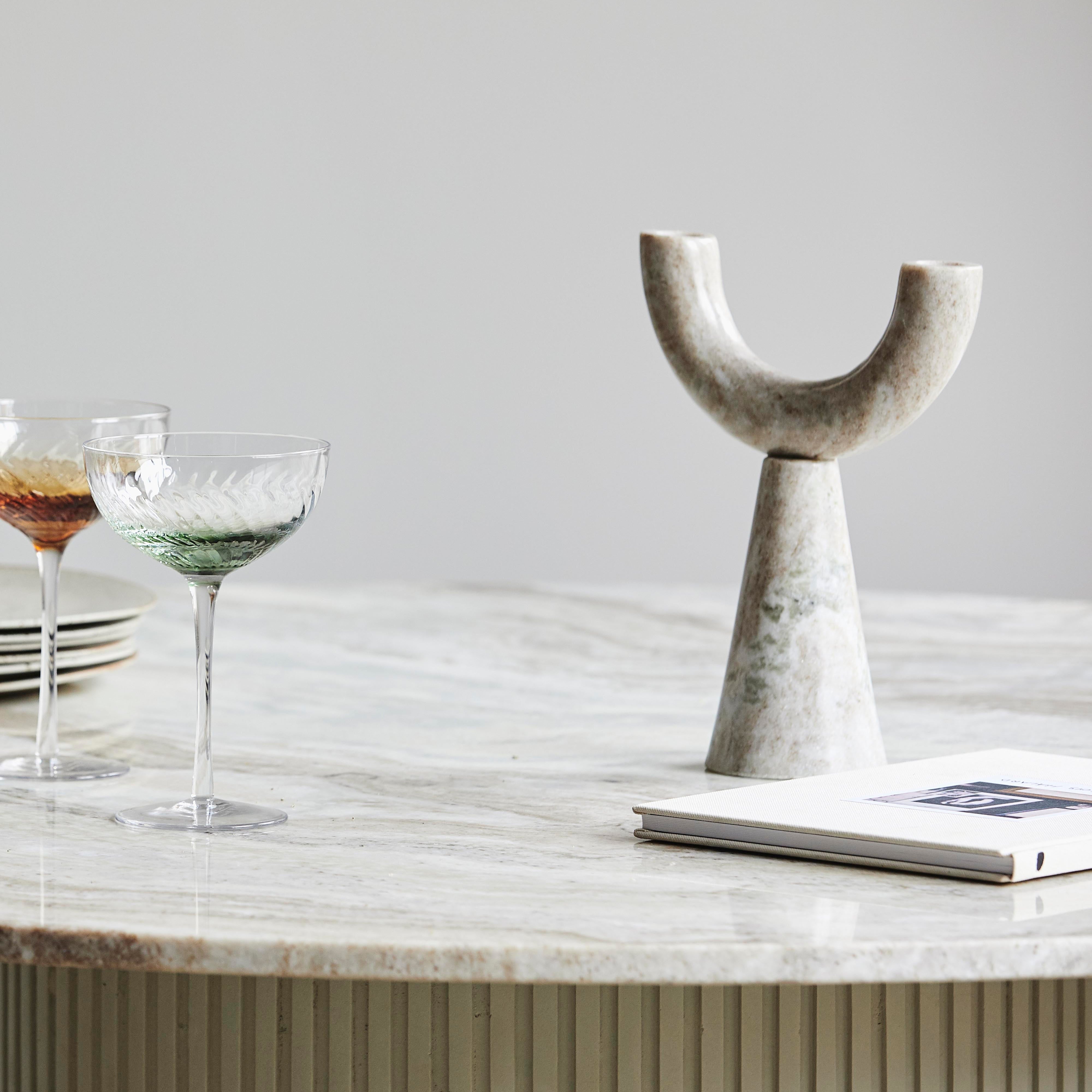 RIF Ljusstake i Ljus Marmor – För 2 Ljuskällor