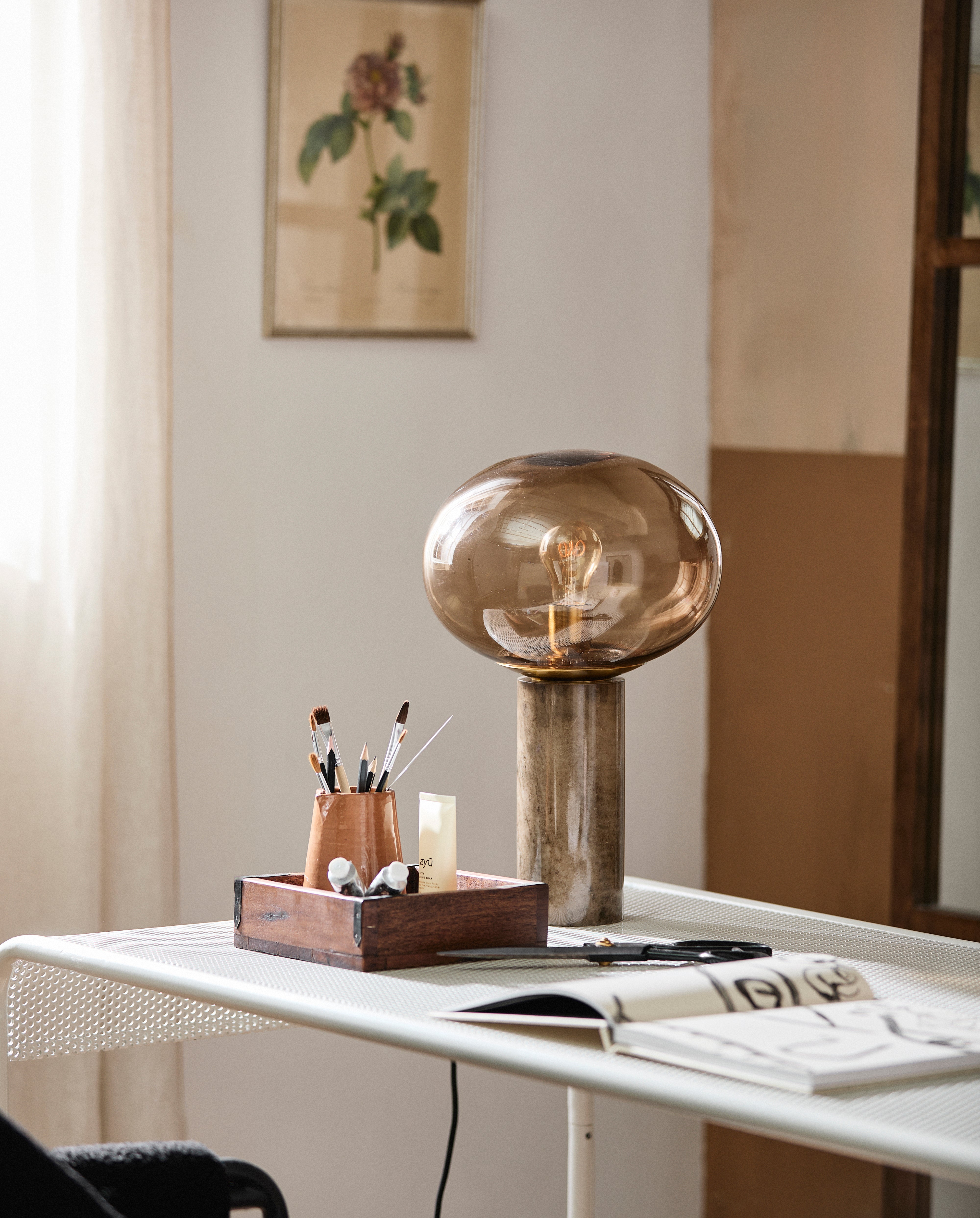 BRENTA Utomhusbord / Ivory – Ljus Designklassiker för Hemmet