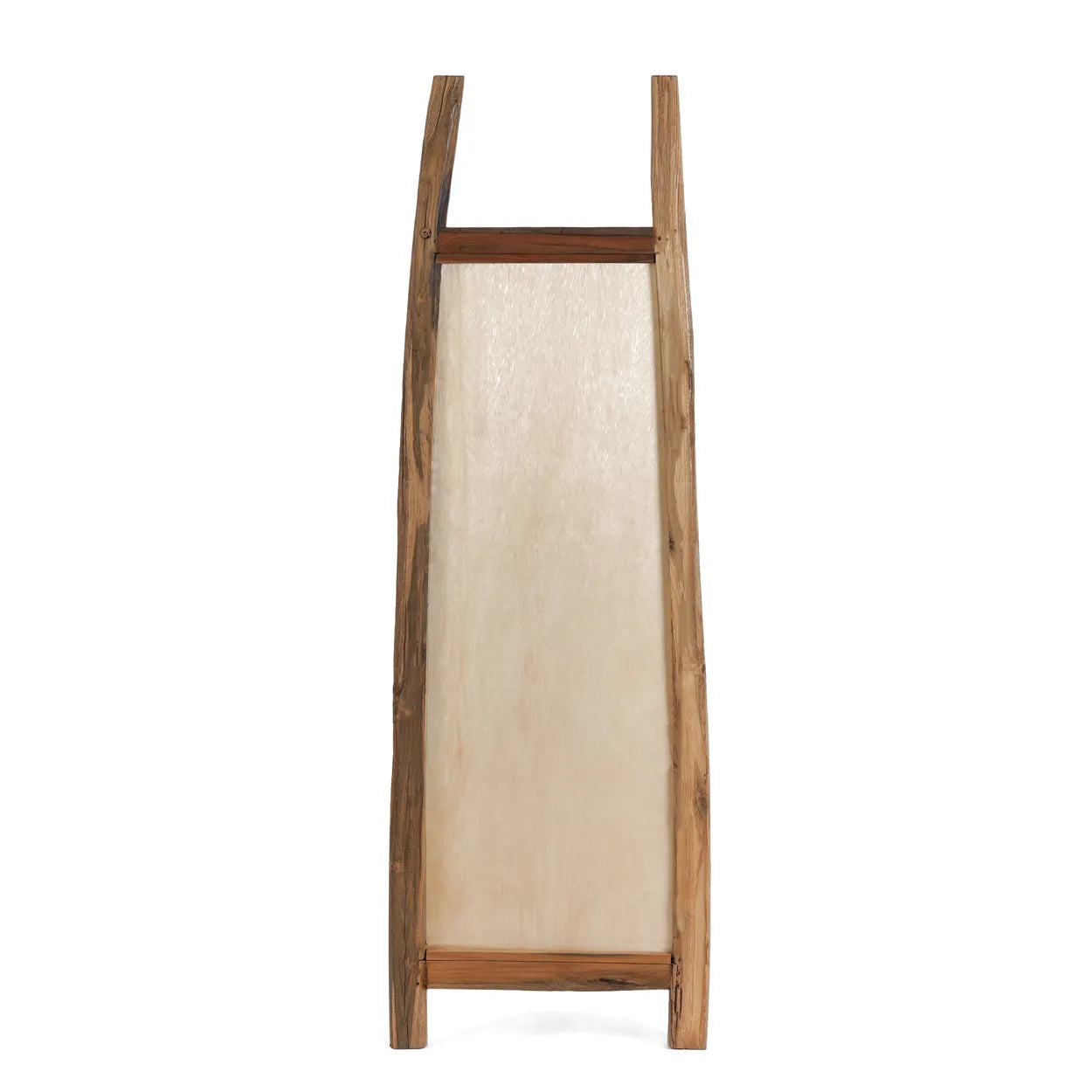Fabulook Fristående Spegel från bazar bizar har en piedestal av trä och pergament gjord av amerikansk valnöt, som visar upp en naturlig ljus finish. Dess eleganta rektangulära design med böjda sidor framhäver den rika ådring, snyggt kontrasterad av pergamentsektionen.