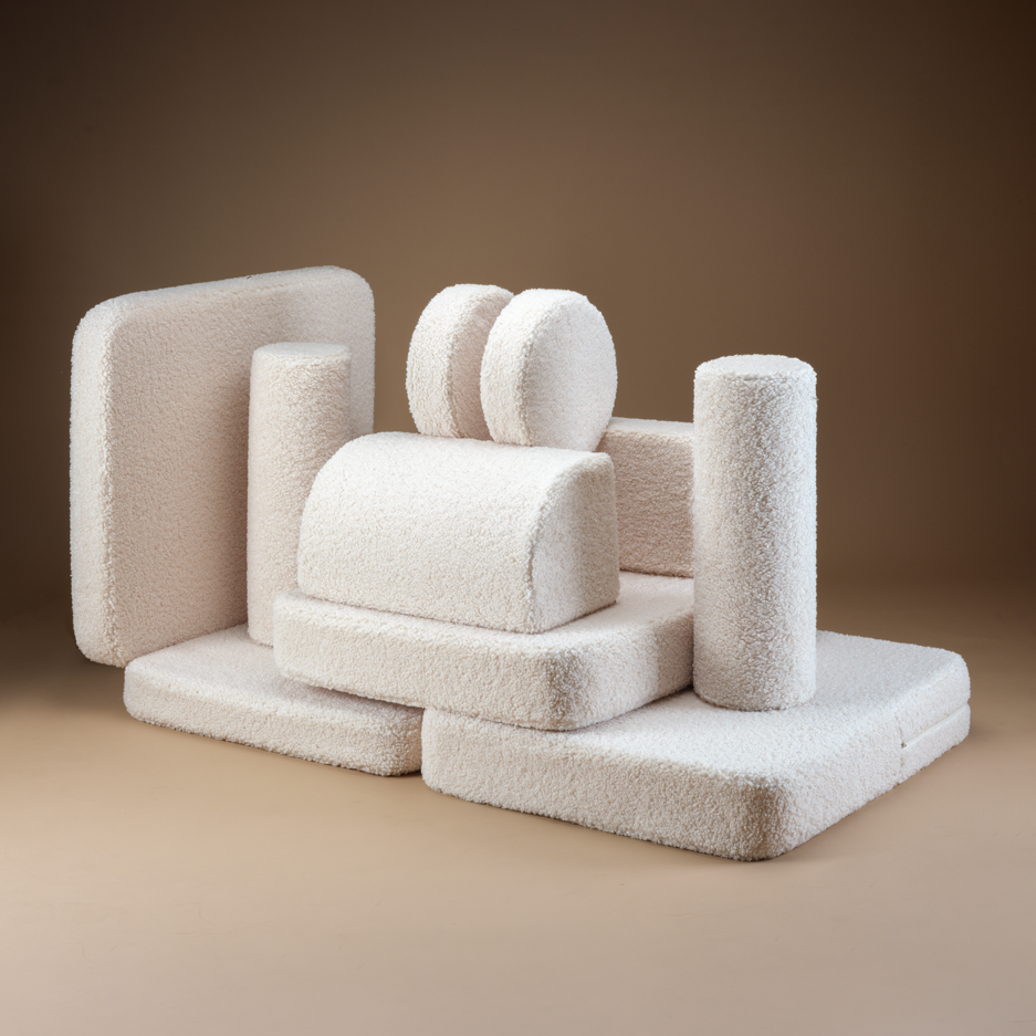 Teddy Settee – mångsidig och mysig barnsoffa i teddyväv