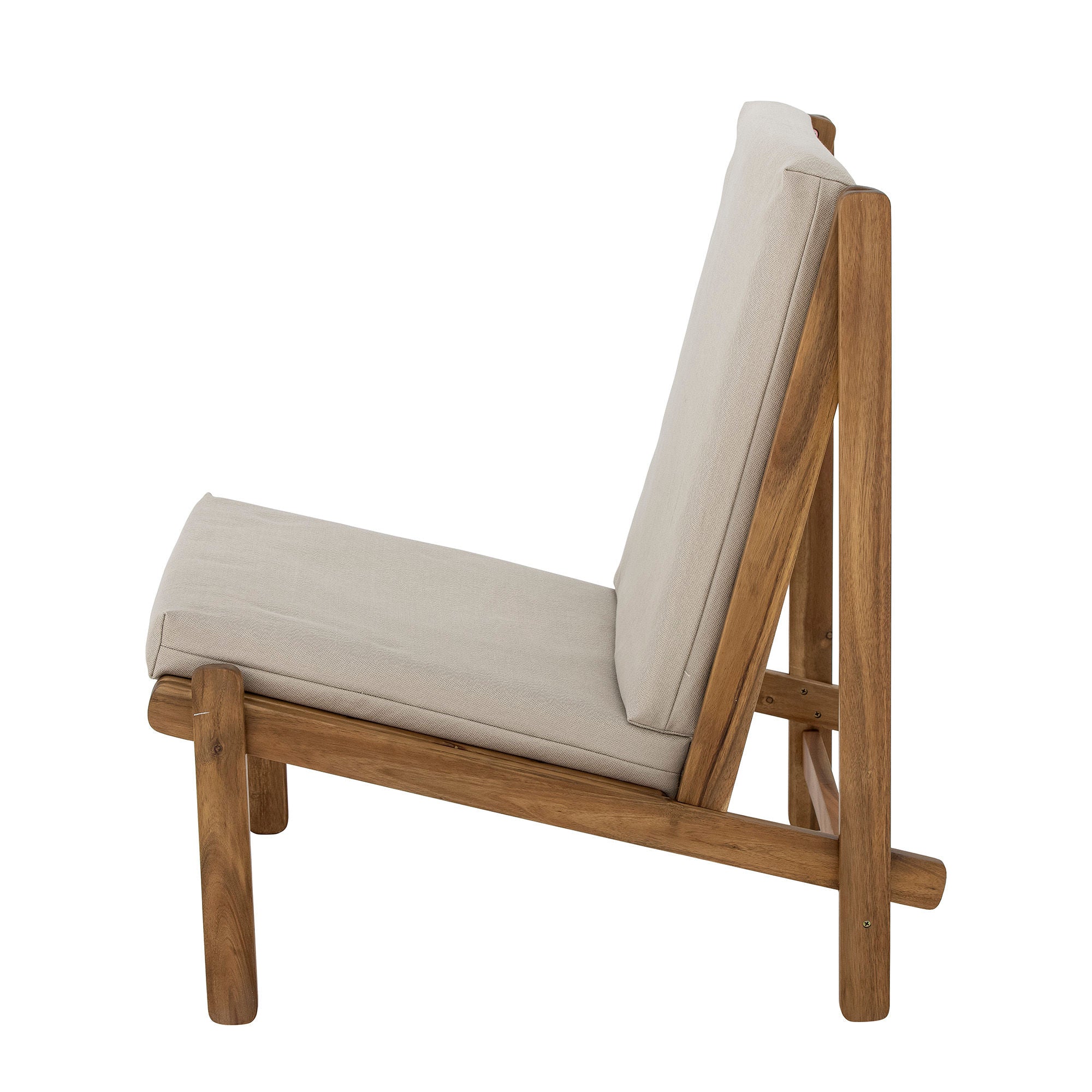Gani Loungefåtölj – Minimalistisk Sittmöbel med Hög Komfort