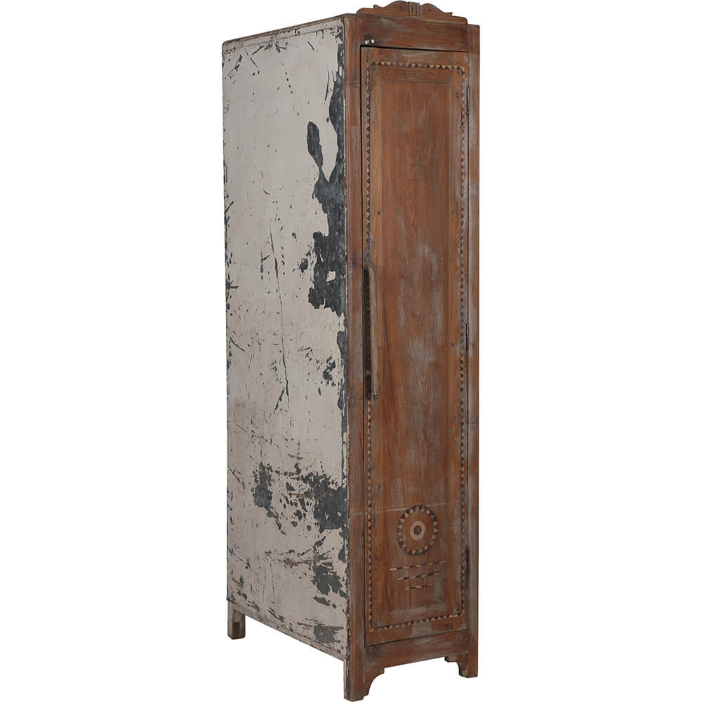Vintage Skåp med Vackra Detaljer